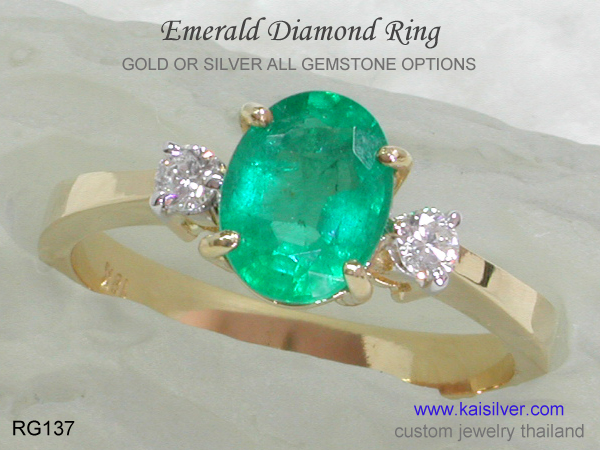 custom emerald ring